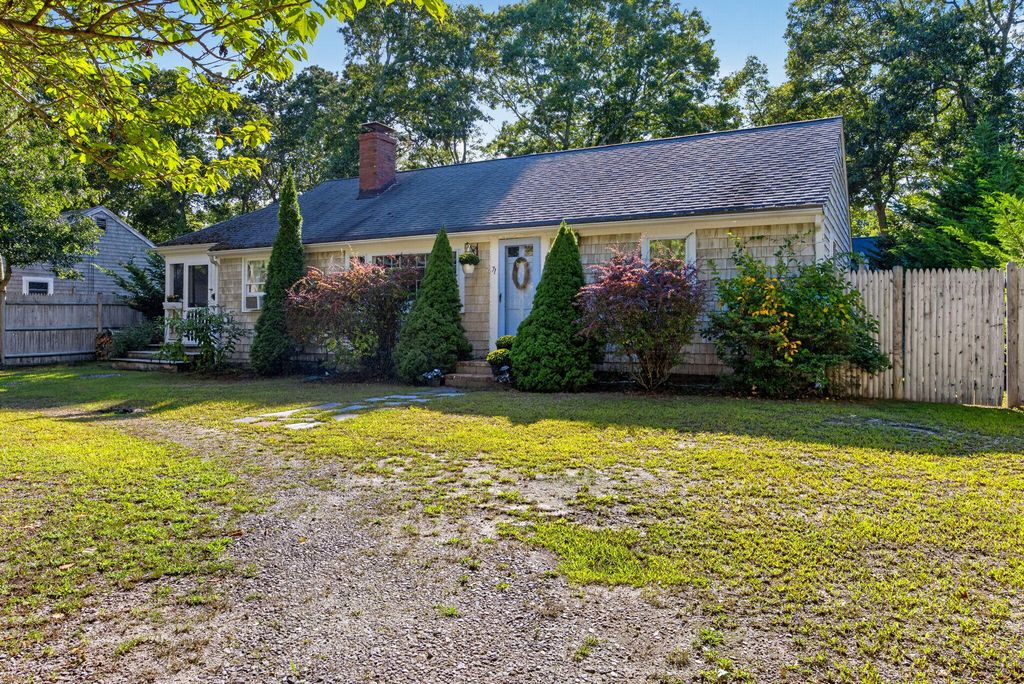 71 Homeport Drive, West Hyannisport, MA 02672