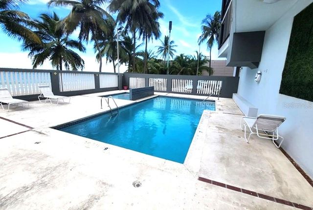 37 ISLA VERDE AVE. 203, Carolina, PR 00979