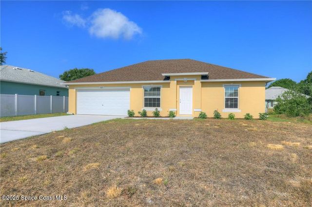 9125 101st Avenue, Vero Beach, FL 32967