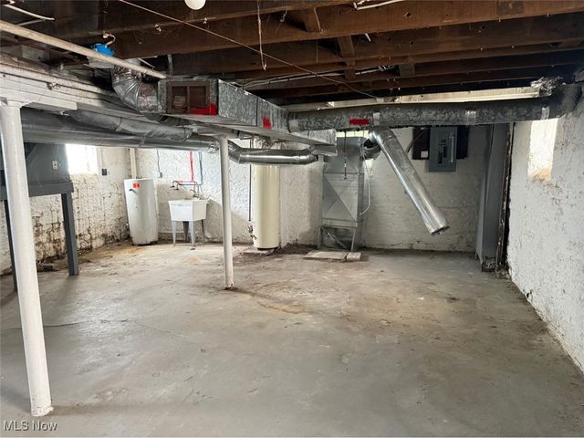 10307 Marlowe Avenue, Cleveland, OH 44108