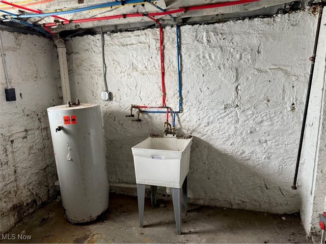 10307 Marlowe Avenue, Cleveland, OH 44108