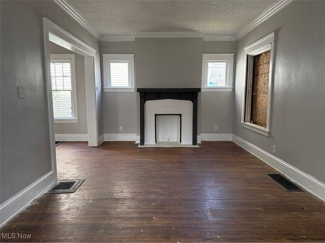 10307 Marlowe Avenue, Cleveland, OH 44108