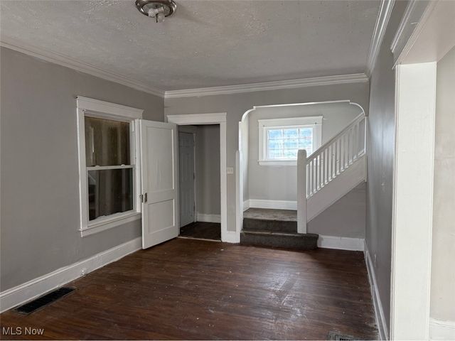 10307 Marlowe Avenue, Cleveland, OH 44108