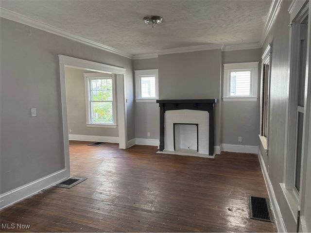 10307 Marlowe Avenue, Cleveland, OH 44108