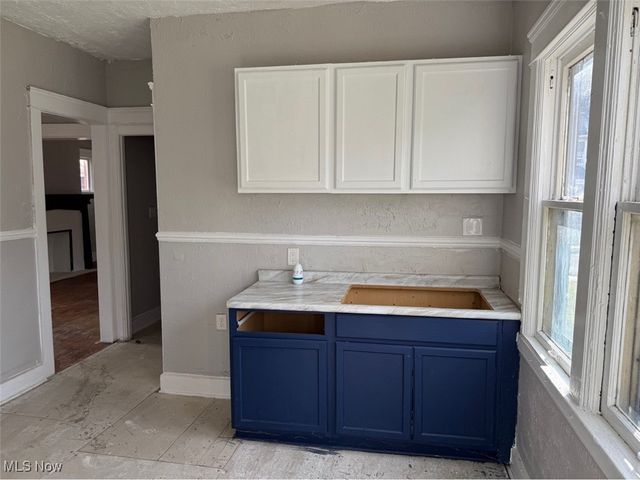 10307 Marlowe Avenue, Cleveland, OH 44108