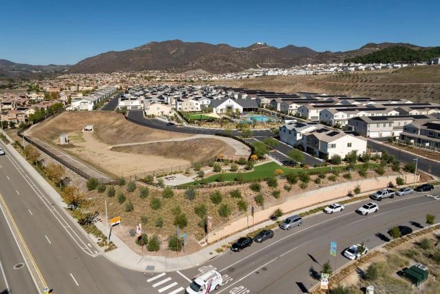 227 Canopy Trails, Fallbrook, CA 92028