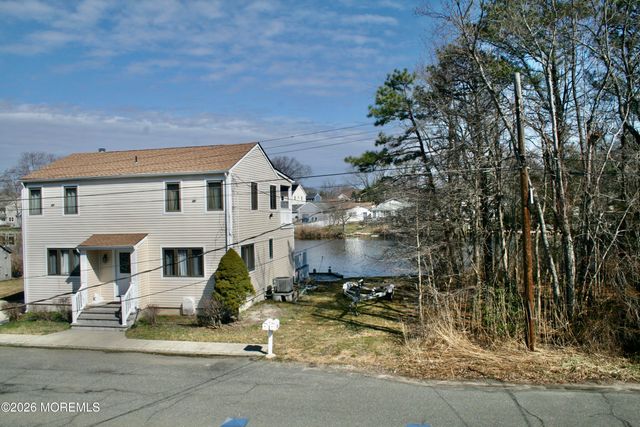 861 Glenwood Place, Brick, NJ 08723