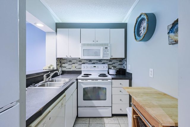 415 Ocean Creek Dr Apt 2280, Myrtle Beach, SC 29572