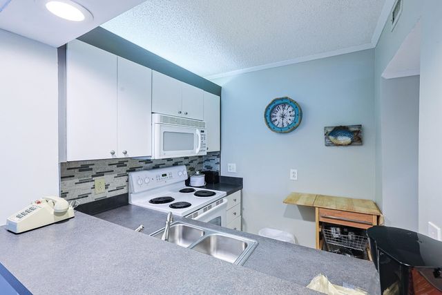415 Ocean Creek Dr Apt 2280, Myrtle Beach, SC 29572