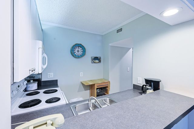 415 Ocean Creek Dr Apt 2280, Myrtle Beach, SC 29572