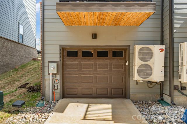 4742 Chastain Avenue, Charlotte, NC 28217