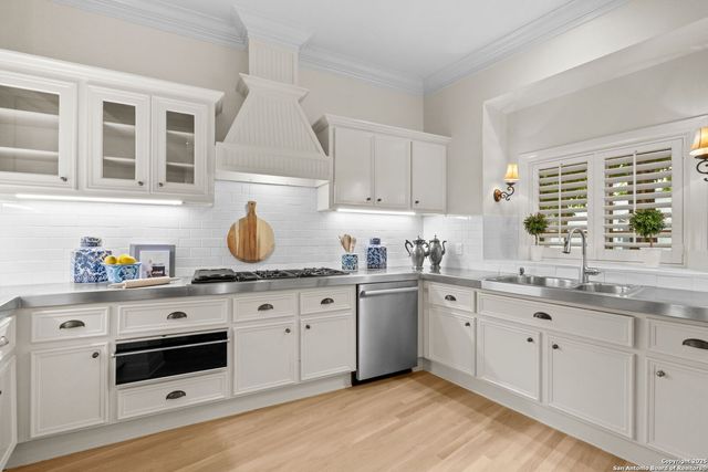 110 Kennedy Ave Apt 6, San Antonio, TX 78209