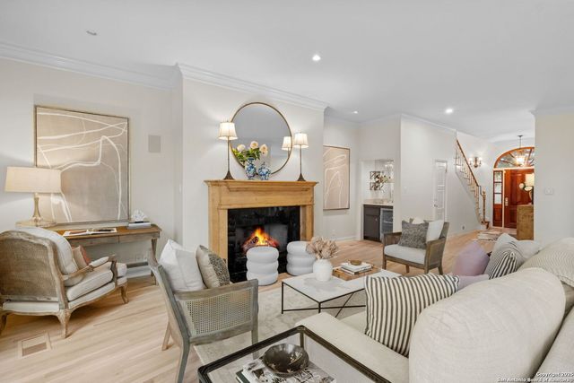 110 Kennedy Ave Apt 6, San Antonio, TX 78209