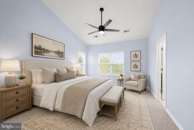 11845 LAKE BALDWIN DR, Bristow, VA 20136