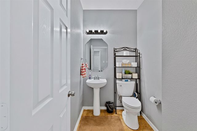 8124 Hickory Upland Drive, Fort Worth, TX 76131