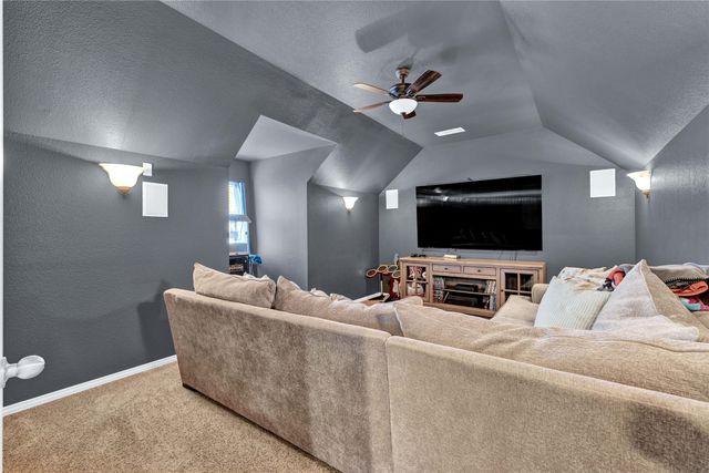 8124 Hickory Upland Drive, Fort Worth, TX 76131