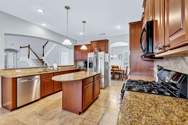 8124 Hickory Upland Drive, Fort Worth, TX 76131