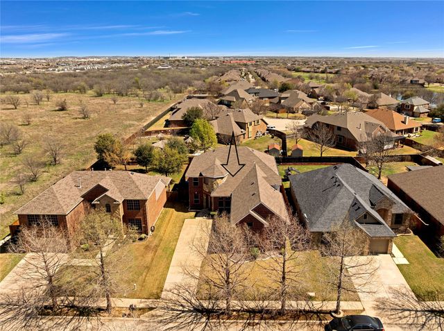 8124 Hickory Upland Drive, Fort Worth, TX 76131