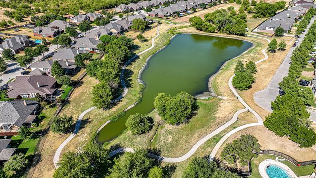 8124 Hickory Upland Drive, Fort Worth, TX 76131