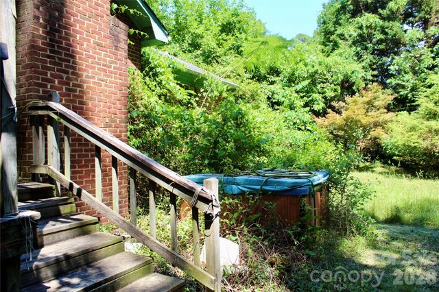5700 Ganymede Place, Charlotte, NC 28227