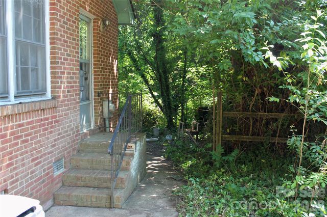 5700 Ganymede Place, Charlotte, NC 28227