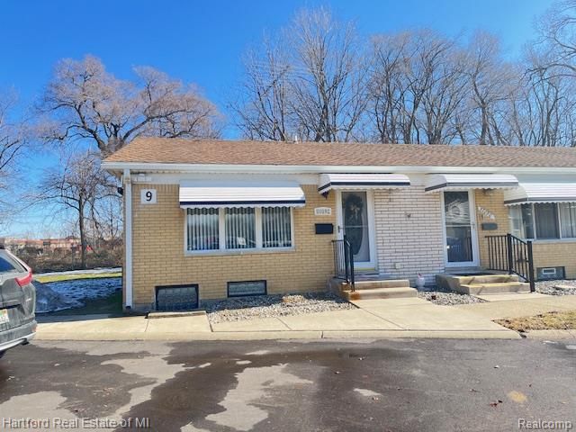 50092 Helfer Boulevard, Wixom, MI 48393