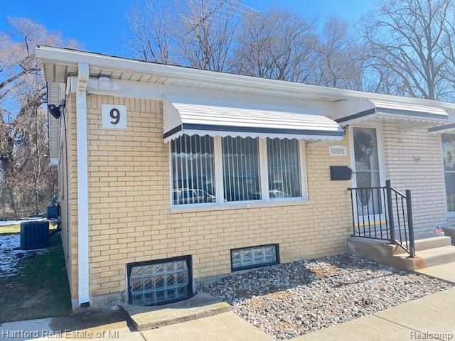 50092 Helfer Boulevard, Wixom, MI 48393