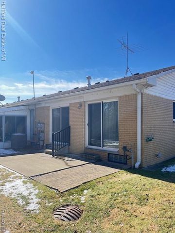 50092 Helfer Boulevard, Wixom, MI 48393