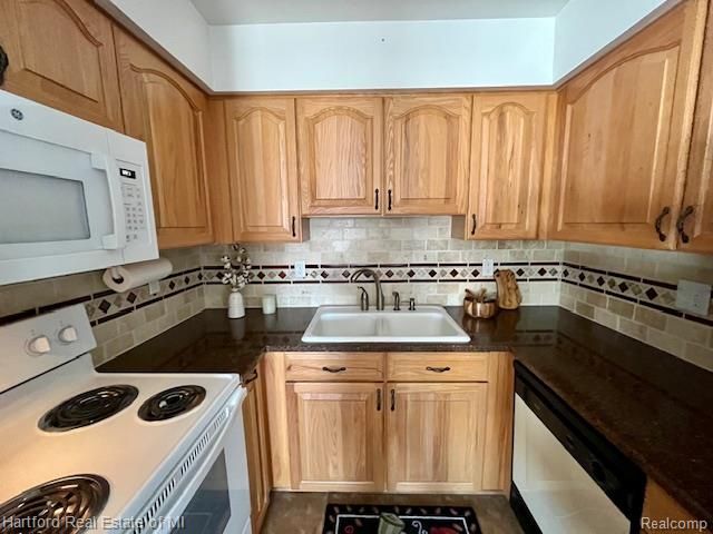 50092 Helfer Boulevard, Wixom, MI 48393