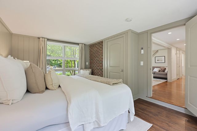 36 Intervale Ter, Reading, MA 01867