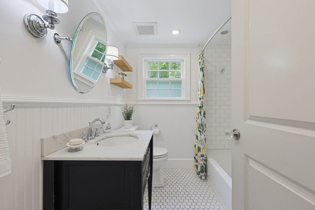36 Intervale Ter, Reading, MA 01867