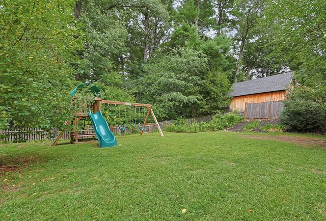 36 Intervale Ter, Reading, MA 01867