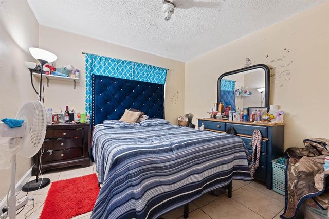 2651 NW 42nd Avenue, Lauderhill, FL 33313