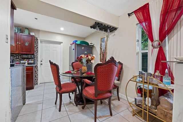 2651 NW 42nd Avenue, Lauderhill, FL 33313