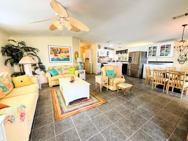 805 S WATERWAY, Venice, FL 34285