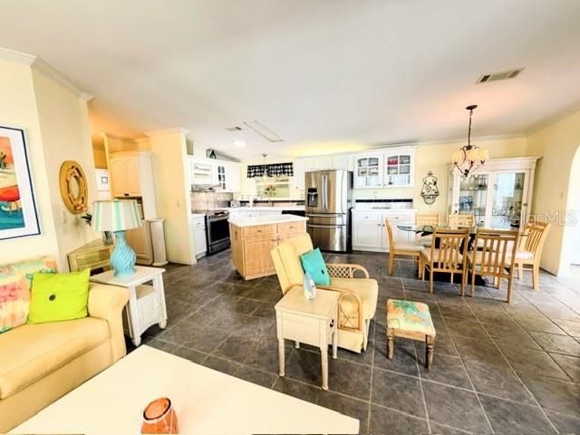 805 S WATERWAY, Venice, FL 34285