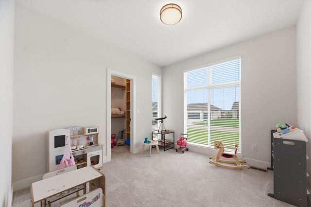 1113 W Lakeway Ct, Andover, KS 67002