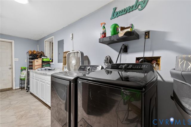 13315 Farm Crest Ct, Midlothian, VA 23112