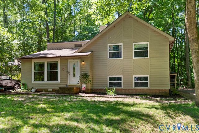 13315 Farm Crest Ct, Midlothian, VA 23112