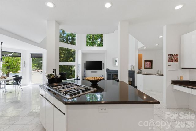 18426 Peninsula Cove Lane, Cornelius, NC 28031