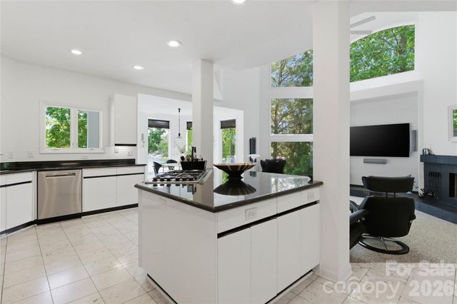 18426 Peninsula Cove Lane, Cornelius, NC 28031
