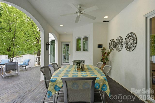 18426 Peninsula Cove Lane, Cornelius, NC 28031