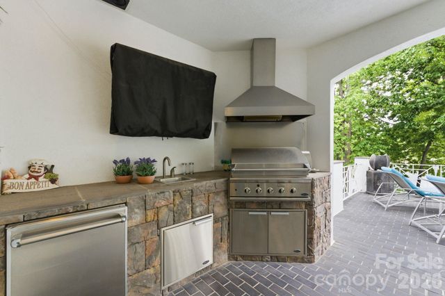 18426 Peninsula Cove Lane, Cornelius, NC 28031