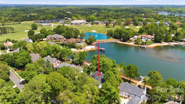 18426 Peninsula Cove Lane, Cornelius, NC 28031