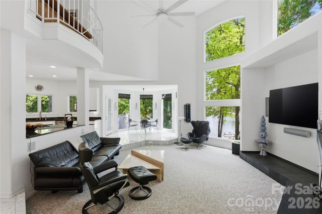 18426 Peninsula Cove Lane, Cornelius, NC 28031