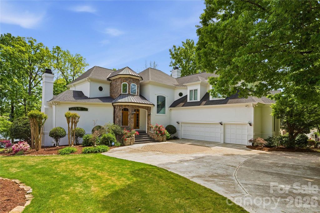 18426 Peninsula Cove Lane, Cornelius, NC 28031