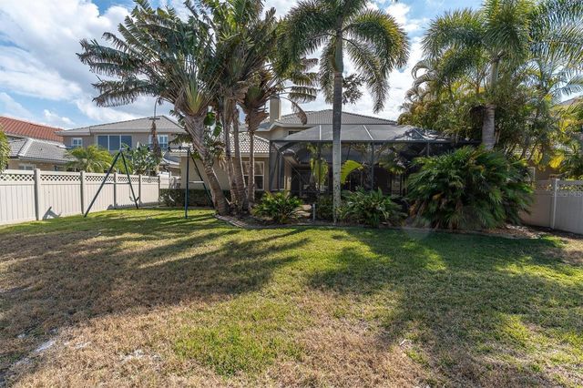 2292 HANNAH WAY S, Dunedin, FL 34698