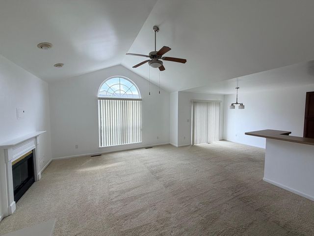 26201 Chesapeake Circle, Walled Lake, MI 48390