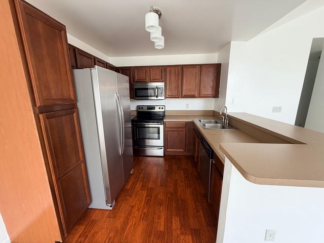 26201 Chesapeake Circle, Walled Lake, MI 48390