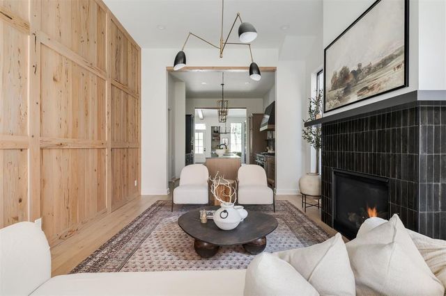 324 SW 13th Street, Oklahoma City, OK 73109